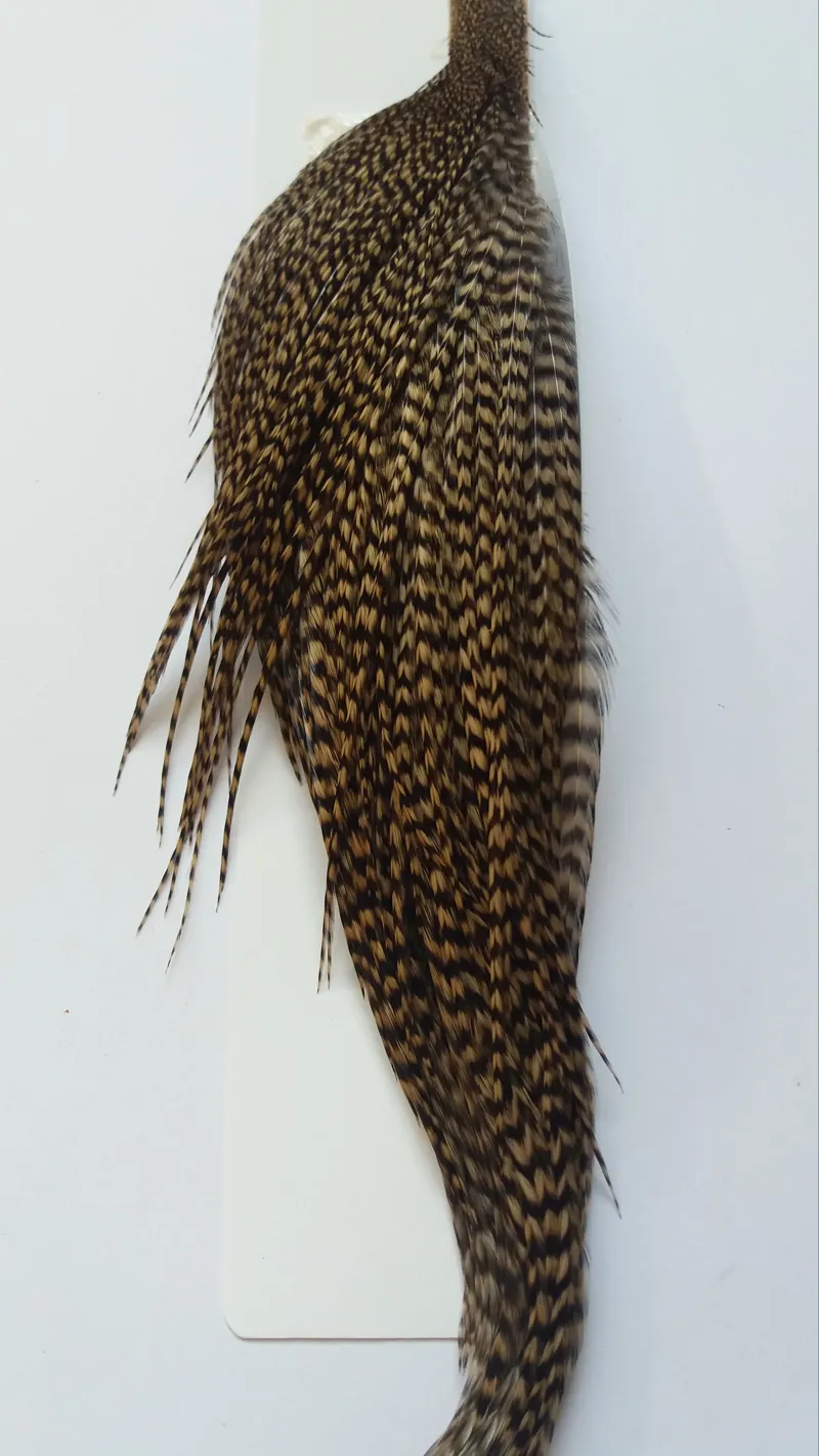 Whiting High and Dry 1/2 Rooster Cape in Grizzly Dyed Tan-2